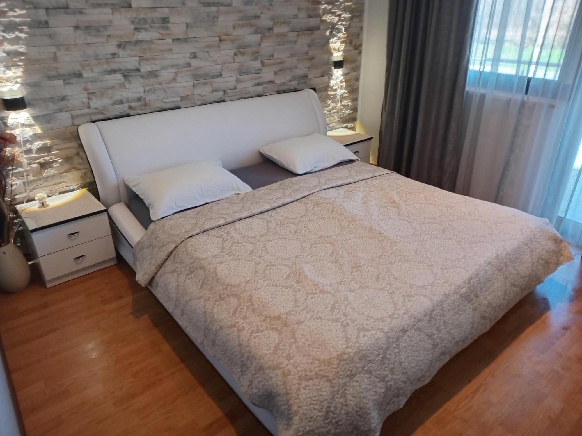Apartment Camelia ポレッチ エクステリア 写真