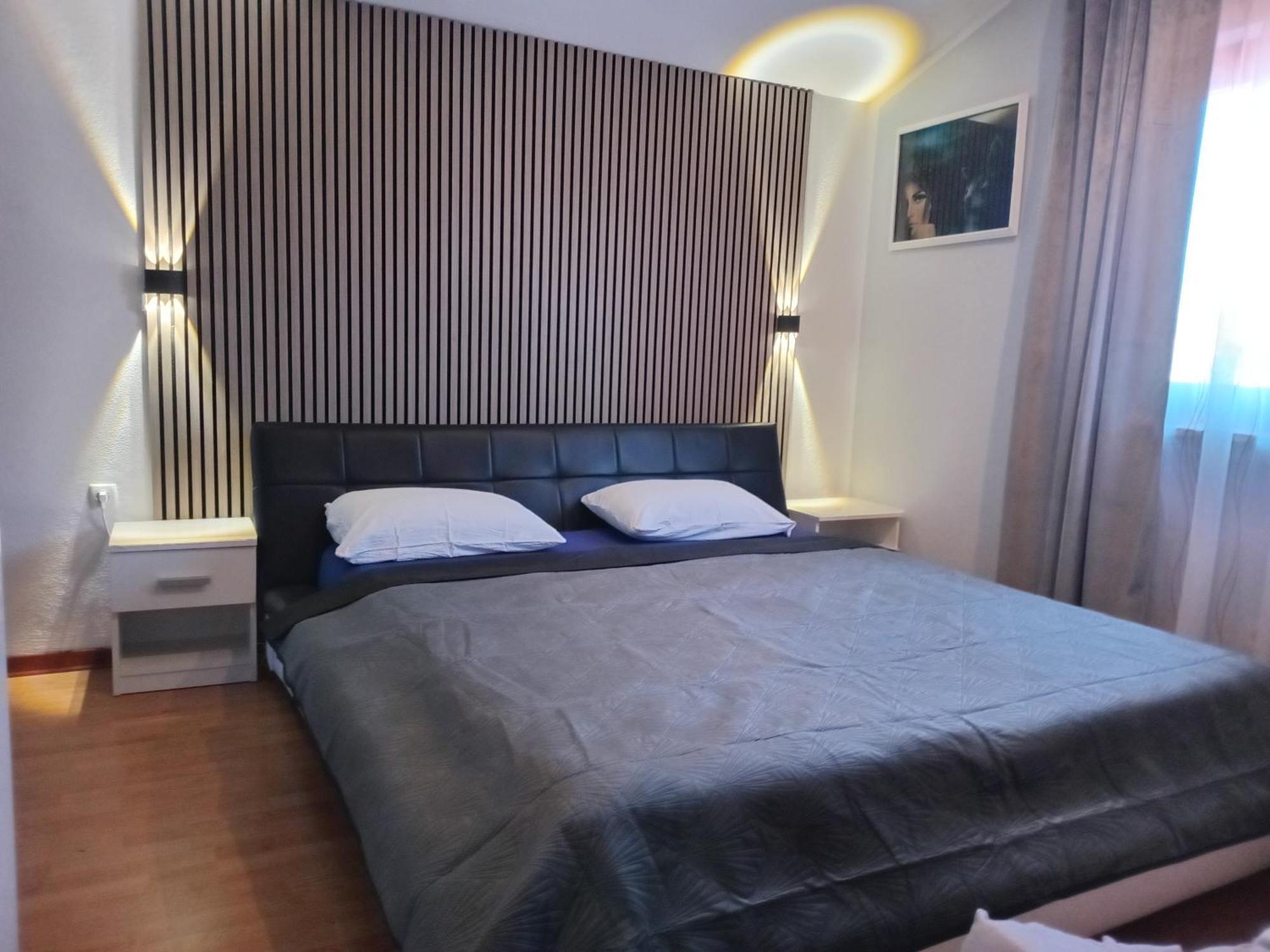 Apartment Camelia ポレッチ エクステリア 写真
